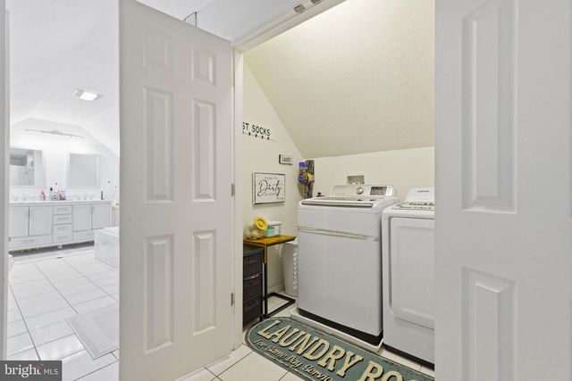 75 OAK HILL DR, Front Royal, VA 22630