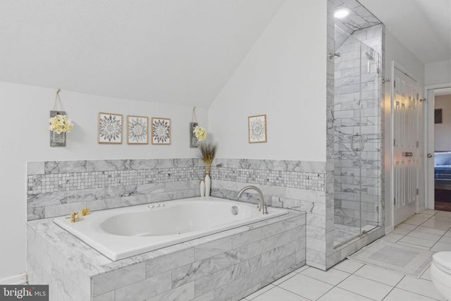 75 OAK HILL DR, Front Royal, VA 22630