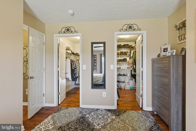 75 OAK HILL DR, Front Royal, VA 22630