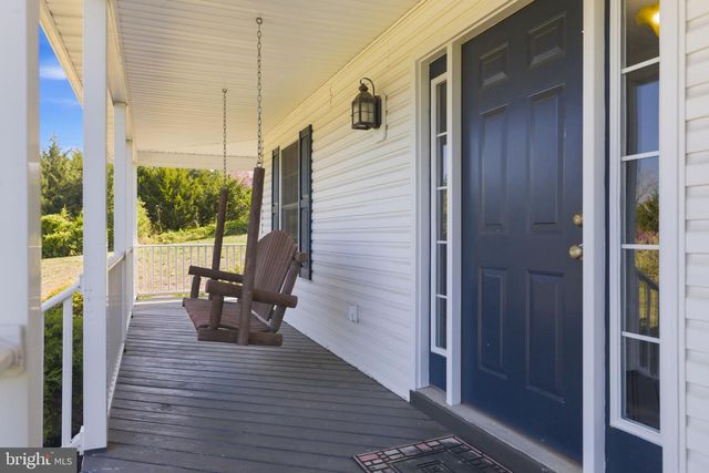 75 OAK HILL DR, Front Royal, VA 22630