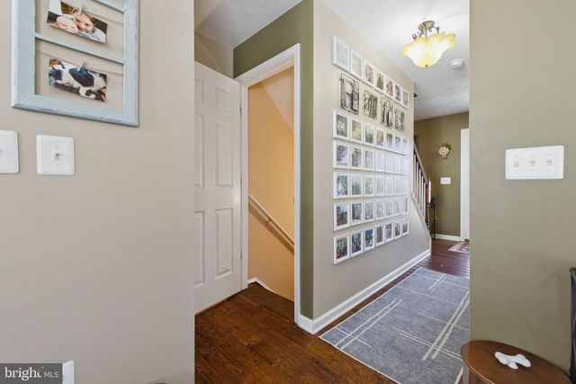 75 OAK HILL DR, Front Royal, VA 22630