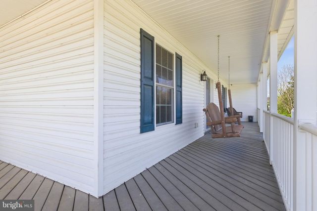 75 OAK HILL DR, Front Royal, VA 22630