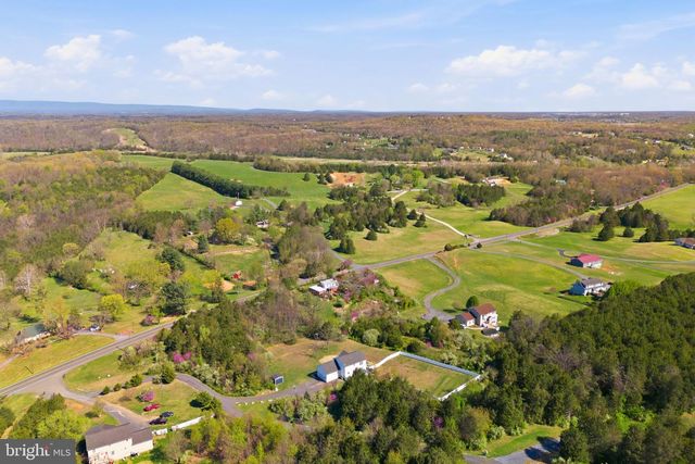 75 OAK HILL DR, Front Royal, VA 22630