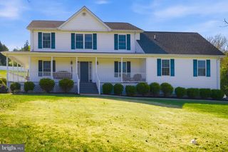 75 OAK HILL DR, Front Royal, VA 22630