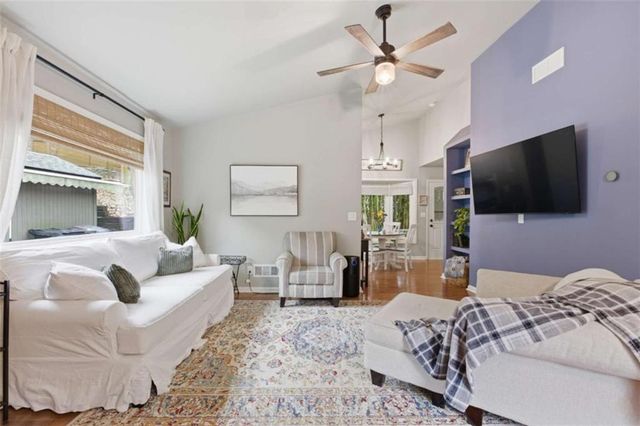 5428 N Cove Road N, Gainesville, GA 30504