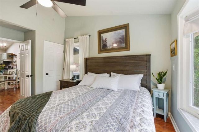 5428 N Cove Road N, Gainesville, GA 30504