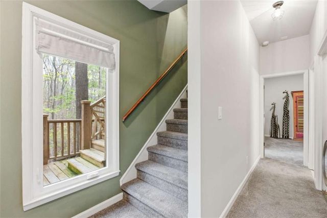 5428 N Cove Road N, Gainesville, GA 30504