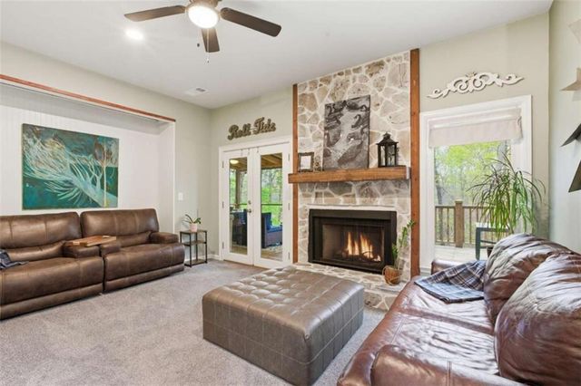 5428 N Cove Road N, Gainesville, GA 30504