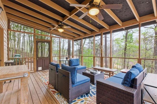 5428 N Cove Road N, Gainesville, GA 30504