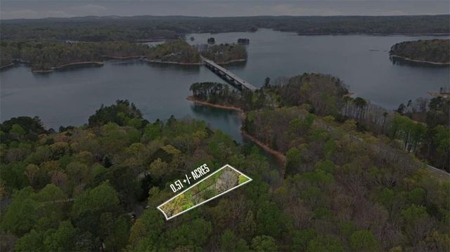 5428 N Cove Road N, Gainesville, GA 30504