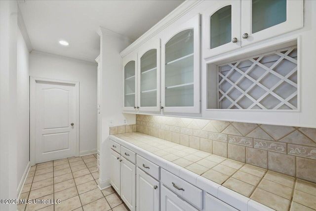 105 Oak Meadow Drive, Clinton, MS 39056