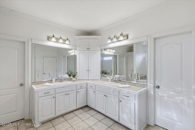 105 Oak Meadow Drive, Clinton, MS 39056