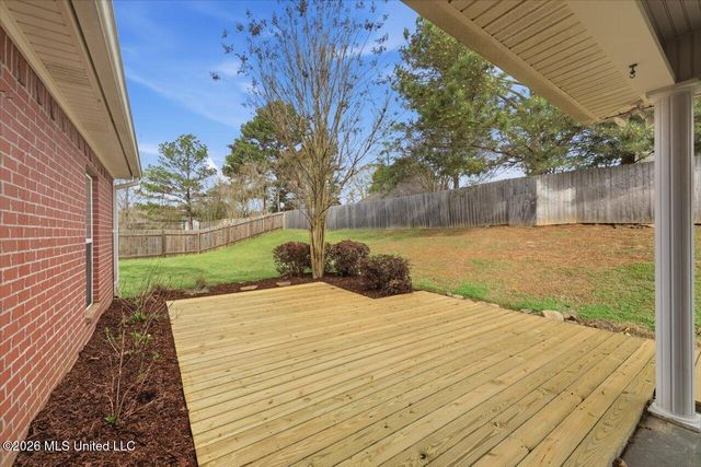 105 Oak Meadow Drive, Clinton, MS 39056