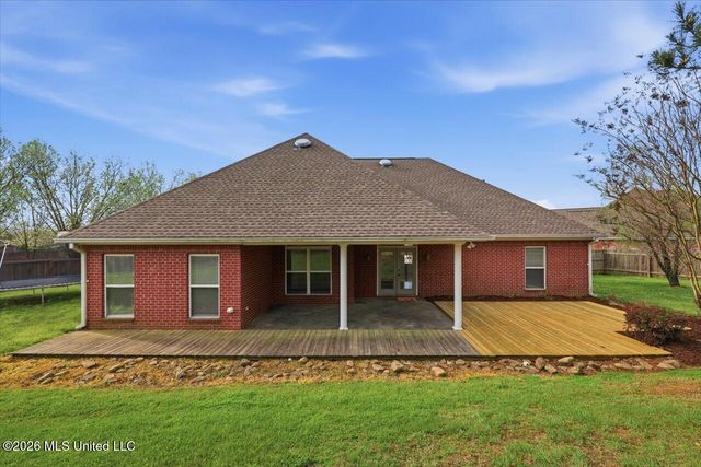 105 Oak Meadow Drive, Clinton, MS 39056