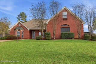 105 Oak Meadow Drive, Clinton, MS 39056