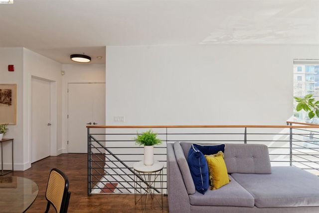 2300 Broadway 5, Oakland, CA 94612