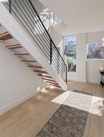 2300 Broadway 5, Oakland, CA 94612