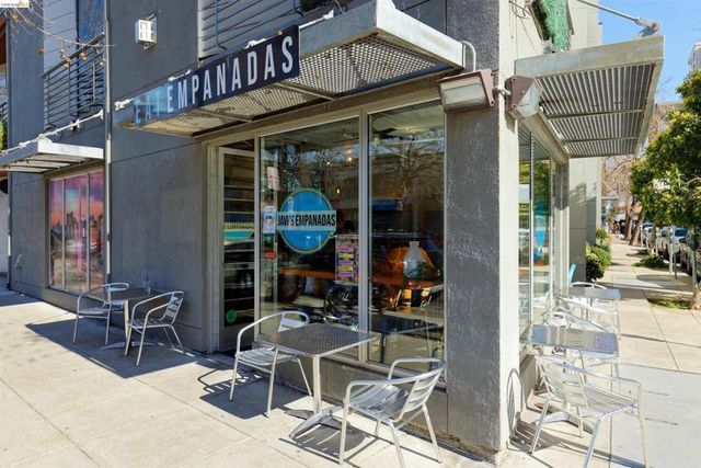 2300 Broadway 5, Oakland, CA 94612