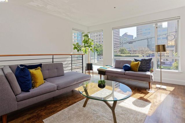 2300 Broadway 5, Oakland, CA 94612