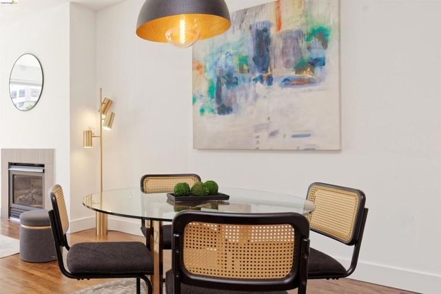 2300 Broadway 5, Oakland, CA 94612