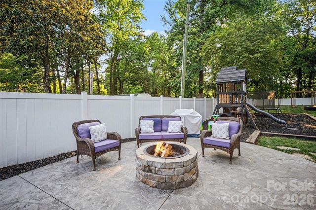 254 Lucky Drive NW, Concord, NC 28027