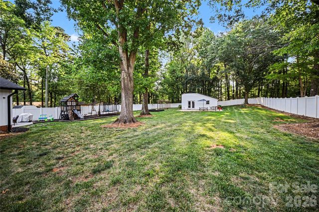 254 Lucky Drive NW, Concord, NC 28027