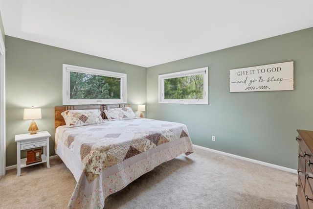 W13851 SKYLINE CIRCLE, Ripon, WI 54971