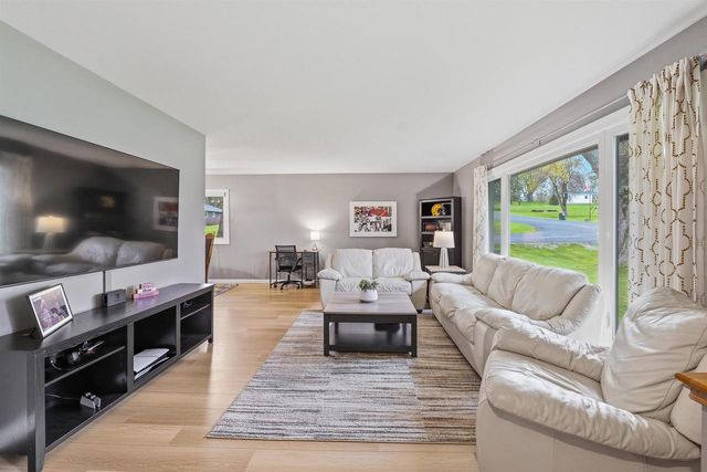 W13851 SKYLINE CIRCLE, Ripon, WI 54971