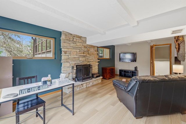 W13851 SKYLINE CIRCLE, Ripon, WI 54971