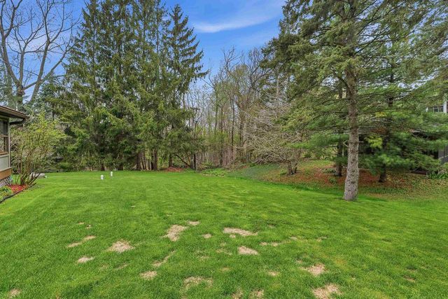 W13851 SKYLINE CIRCLE, Ripon, WI 54971