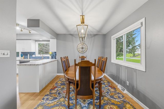 W13851 SKYLINE CIRCLE, Ripon, WI 54971