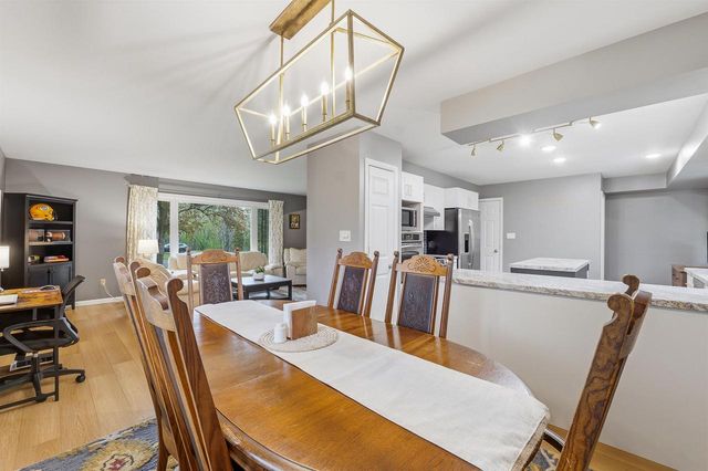 W13851 SKYLINE CIRCLE, Ripon, WI 54971