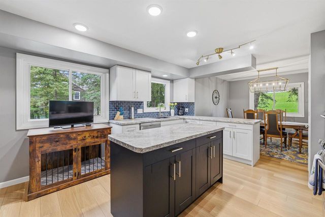 W13851 SKYLINE CIRCLE, Ripon, WI 54971