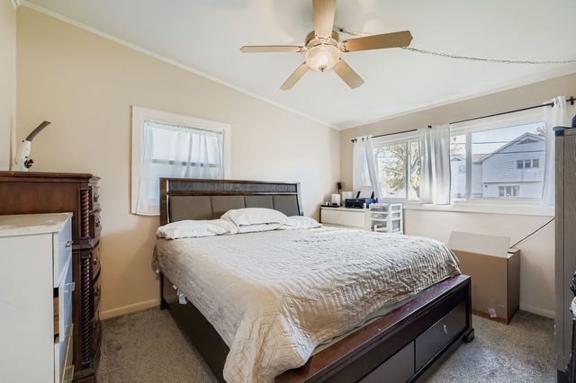 19W720 Woodland Avenue, Addison, IL 60101