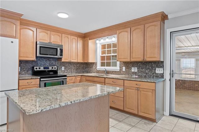 3545 N Lakeshore Drive, Clemmons, NC 27012