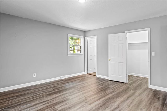 3545 N Lakeshore Drive, Clemmons, NC 27012