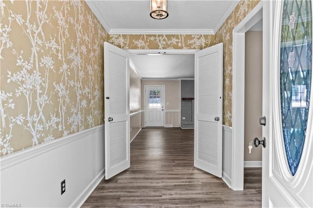 3545 N Lakeshore Drive, Clemmons, NC 27012