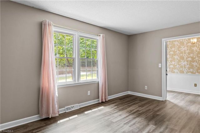 3545 N Lakeshore Drive, Clemmons, NC 27012