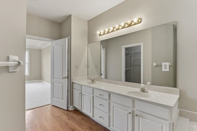 219 NORTHCROSS PL W, Collierville, TN 38017