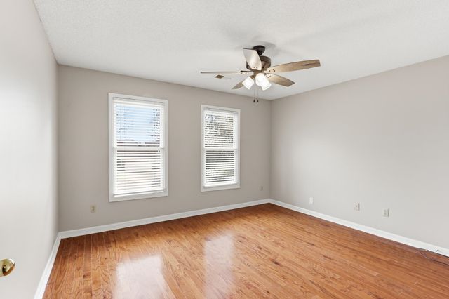 219 NORTHCROSS PL W, Collierville, TN 38017