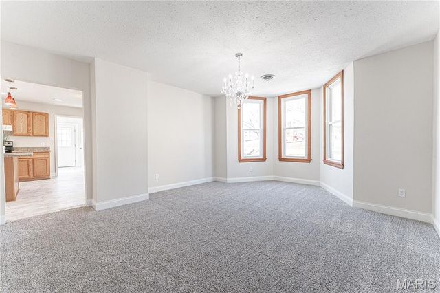 221 W Miller Street, De Soto, MO 63020