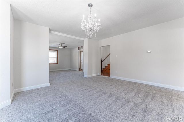 221 W Miller Street, De Soto, MO 63020