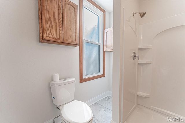 221 W Miller Street, De Soto, MO 63020