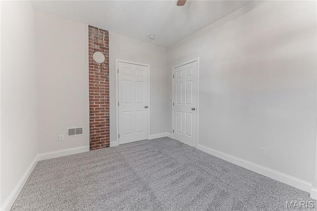 221 W Miller Street, De Soto, MO 63020