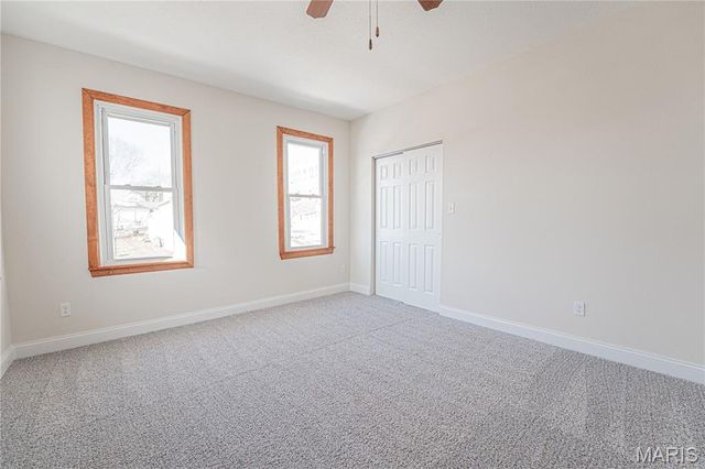 221 W Miller Street, De Soto, MO 63020