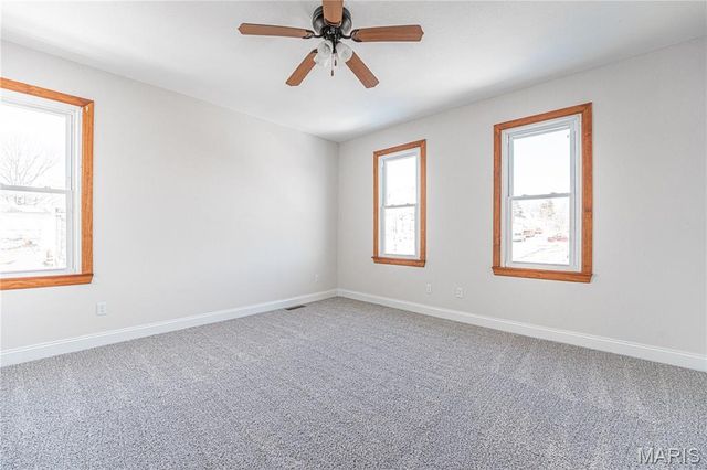 221 W Miller Street, De Soto, MO 63020