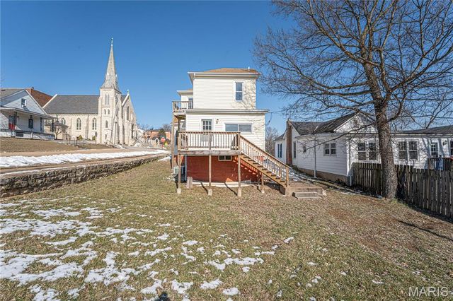 221 W Miller Street, De Soto, MO 63020