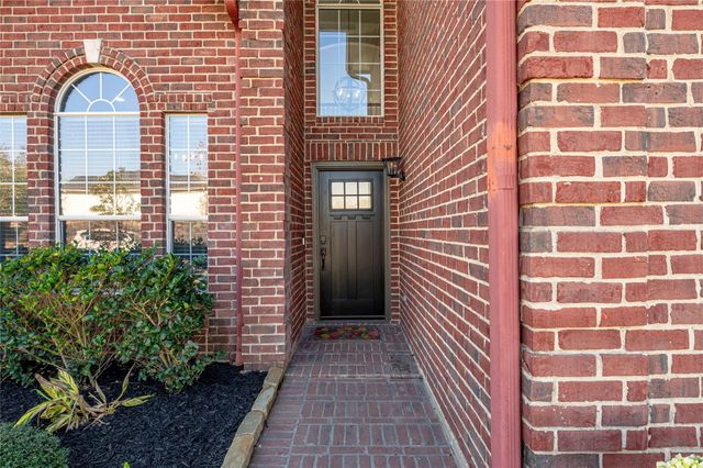 1104 Lake Shore Drive, Pearland, TX 77581