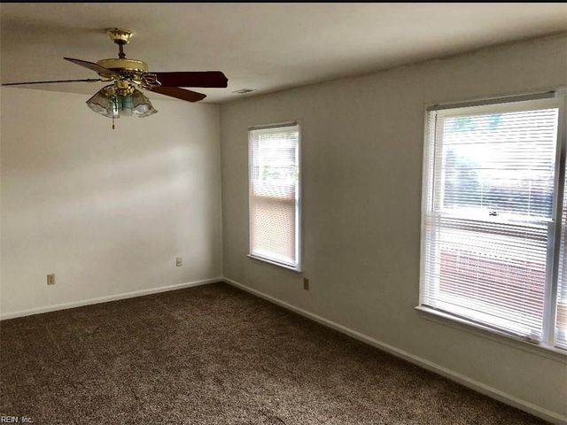 5608 Del Park Ct, Virginia Beach, VA 23455