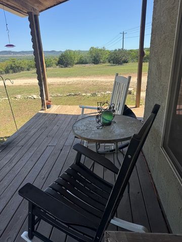 2485 Bump Gate Rd., Pipe Creek, TX 78063